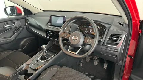 NISSAN QASHQAI 1.3 DiG-T MH Acenta Premium