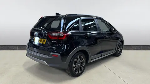 HONDA JAZZ 1.5 i-MMD Hybrid Crosstar Advance eCVT