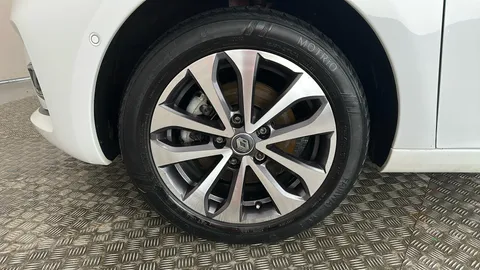 RENAULT ZOE 100kW GT Edition R135 50kWh Rapid Charge Auto