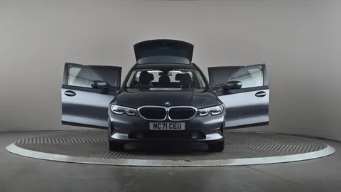 BMW 3 Series 330e SE Pro Step Auto