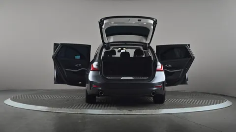 BMW 3 Series 330e SE Pro Step Auto