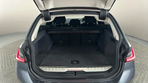 BMW 3 Series 330e SE Pro Step Auto