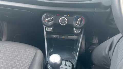 KIA PICANTO 1.0 2 [4 seats]