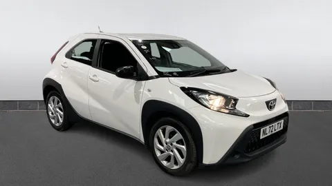 Toyota Aygo X 1.0 VVT-i Pure