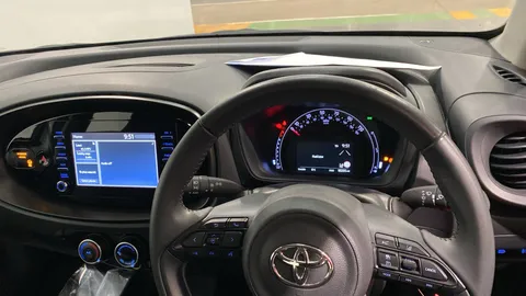 Toyota Aygo X 1.0 VVT-i Pure