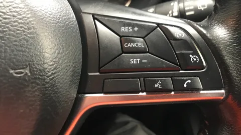 Nissan Juke 1.0 DiG-T N-Connecta