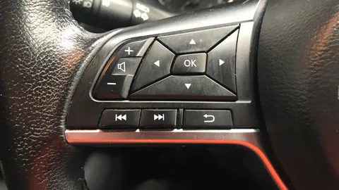 Nissan Juke 1.0 DiG-T N-Connecta