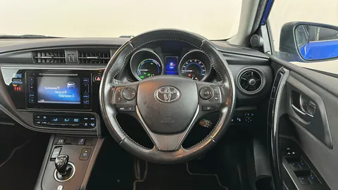 Toyota Auris 1.8 Hybrid Design TSS CVT [Nav]