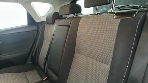 Toyota Auris 1.8 Hybrid Design TSS CVT [Nav]