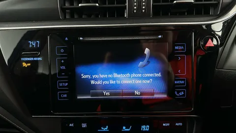 Toyota Auris 1.8 Hybrid Design TSS CVT [Nav]