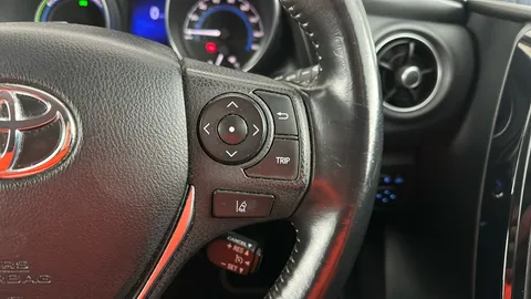 Toyota Auris 1.8 Hybrid Design TSS CVT [Nav]