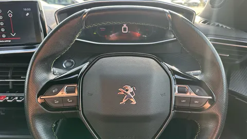 Peugeot 2008 1.2 PureTech 130 GT Line