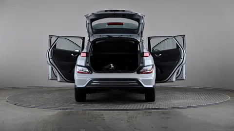 HYUNDAI KONA 100kW SE Connect 39kWh Auto