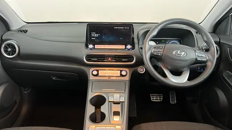 HYUNDAI KONA 100kW SE Connect 39kWh Auto