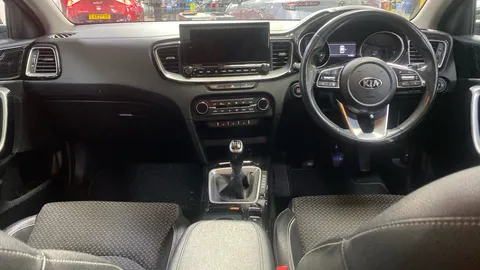 Kia Xceed 1.5T GDi ISG 3