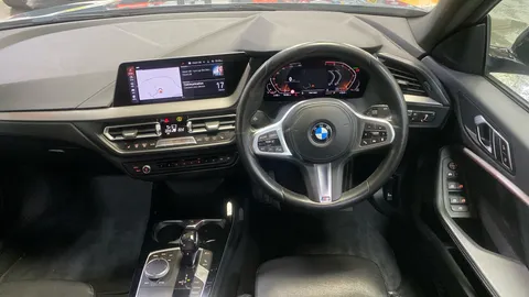 BMW 2 Series 218i M Sport DCT