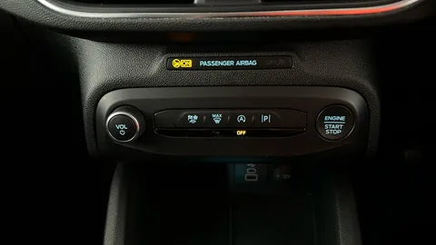 FORD FOCUS 1.0 EcoBoost Titanium