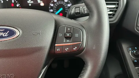 FORD FOCUS 1.0 EcoBoost Titanium