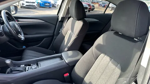 Mazda Mazda6 2.0 Skyactiv-G SE-L Auto