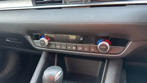 Mazda Mazda6 2.0 Skyactiv-G SE-L Auto