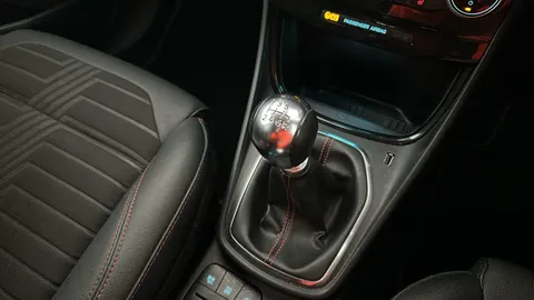 FORD PUMA 1.0 EcoBoost Hybrid mHEV ST-Line X