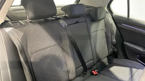 Volkswagen Golf 1.5 TSI Life