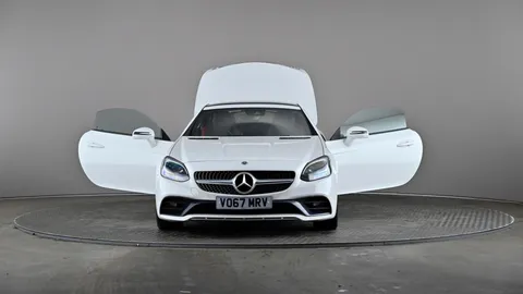 Mercedes-Benz Slc SLC 200 AMG Line 9G-Tronic
