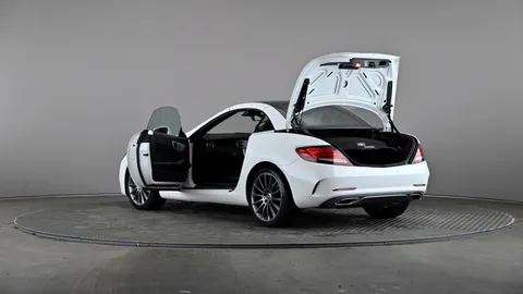 Mercedes-Benz Slc SLC 200 AMG Line 9G-Tronic