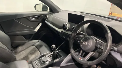 Audi Q2 30 TFSI S Line