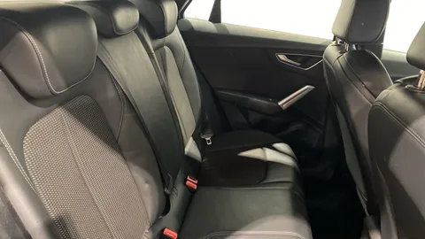 Audi Q2 30 TFSI S Line