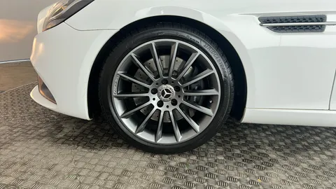 Mercedes-Benz Slc SLC 200 AMG Line 9G-Tronic