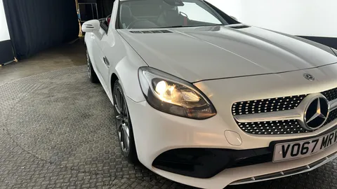 Mercedes-Benz Slc SLC 200 AMG Line 9G-Tronic