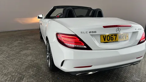 Mercedes-Benz Slc SLC 200 AMG Line 9G-Tronic