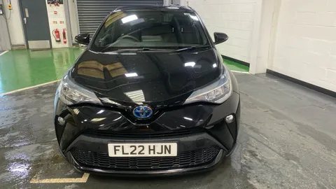 Toyota C-HR 1.8 Hybrid Design CVT