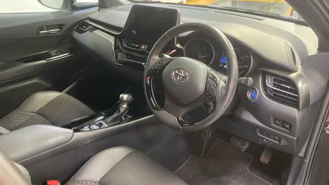 Toyota C-HR 1.8 Hybrid Design CVT