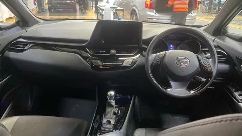 Toyota C-HR 1.8 Hybrid Design CVT