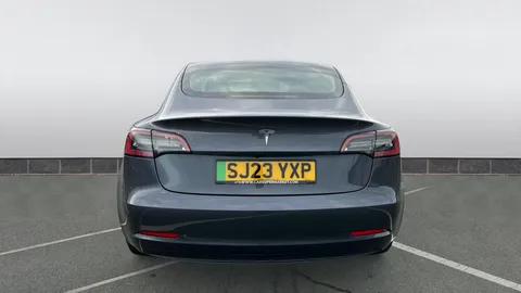 Tesla                     Model 3 RWD Auto
