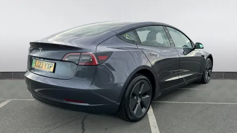 Tesla                     Model 3 RWD Auto