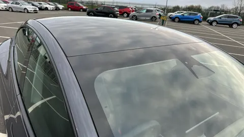 Tesla                     Model 3 RWD Auto