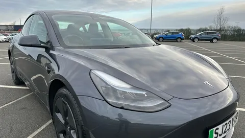 Tesla                     Model 3 RWD Auto