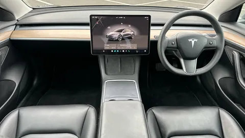 Tesla                     Model 3 RWD Auto