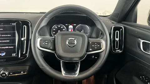 VOLVO XC40 1.5 T4 Recharge PHEV Core Bright Auto