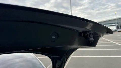 Tesla                     Model 3 RWD Auto