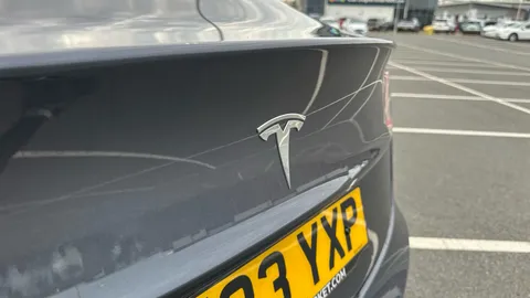 Tesla                     Model 3 RWD Auto