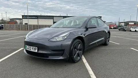 Tesla                     Model 3 RWD Auto