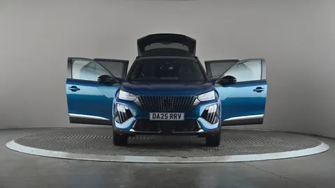 PEUGEOT 2008 1.2 PureTech 130 GT EAT8