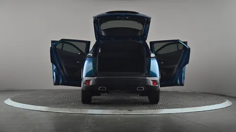 PEUGEOT 2008 1.2 PureTech 130 GT EAT8