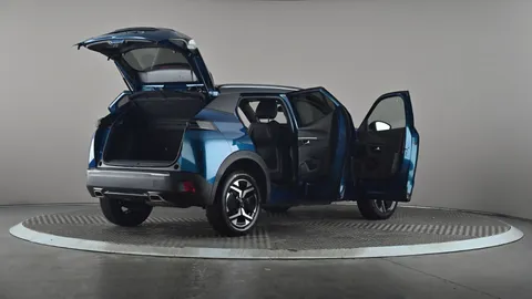 PEUGEOT 2008 1.2 PureTech 130 GT EAT8