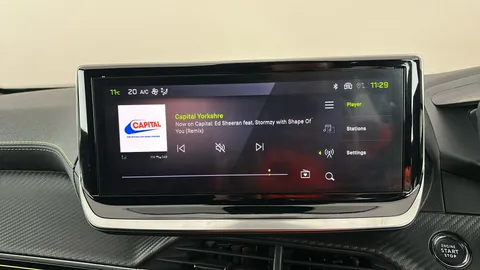 PEUGEOT 2008 1.2 PureTech 130 GT EAT8