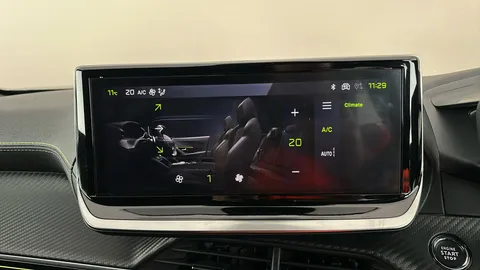 PEUGEOT 2008 1.2 PureTech 130 GT EAT8